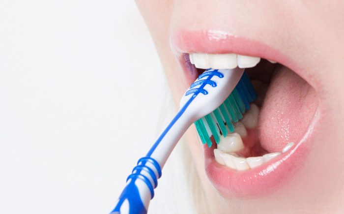 how-to-choose-the-right-toothpaste-and-mouthwash