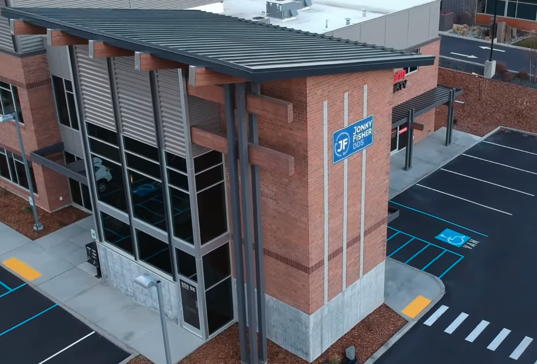 Jonny Fisher DDS – Pullman Dental Office Exterior